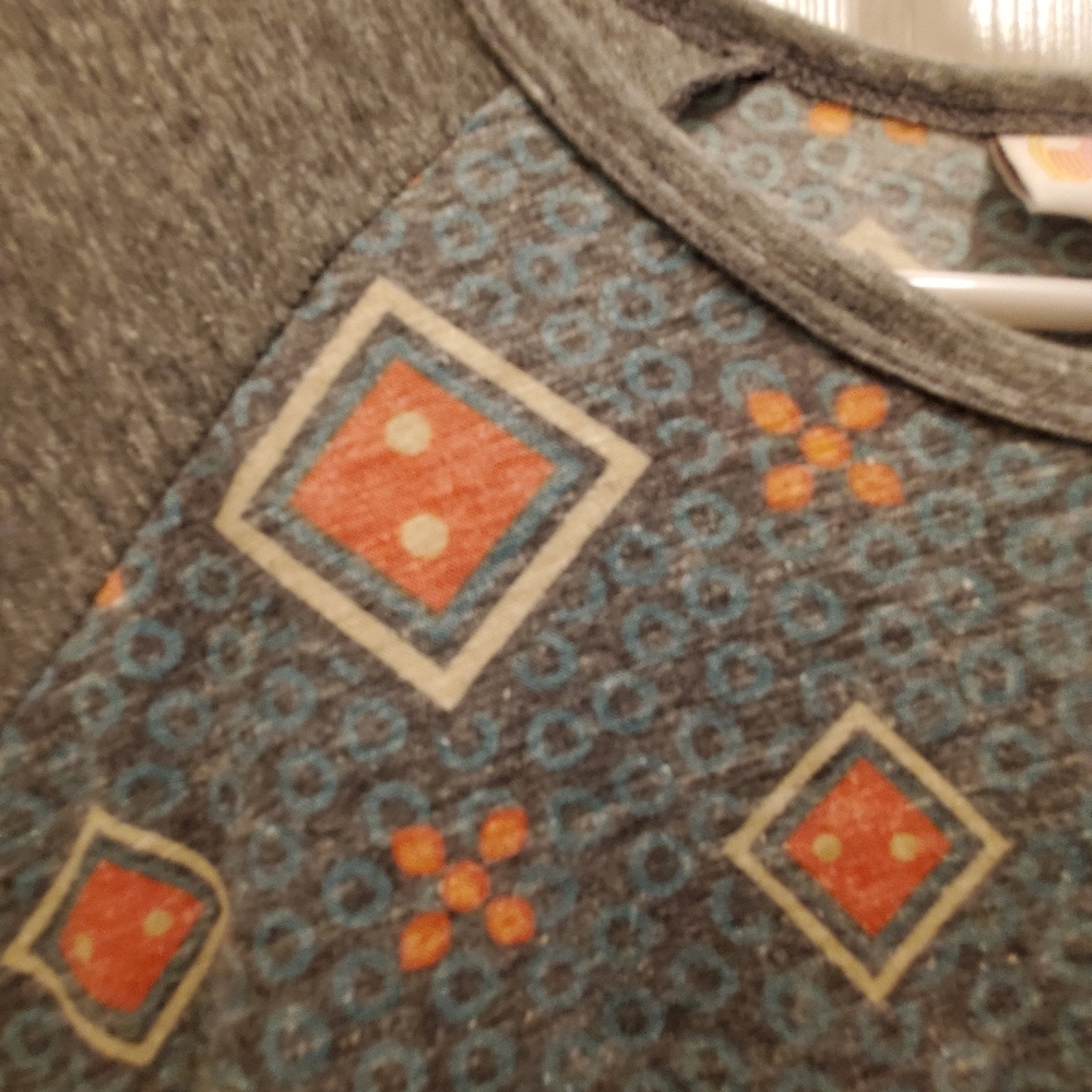 *NWOT Lularoe Randy* - Picture 2 of 3